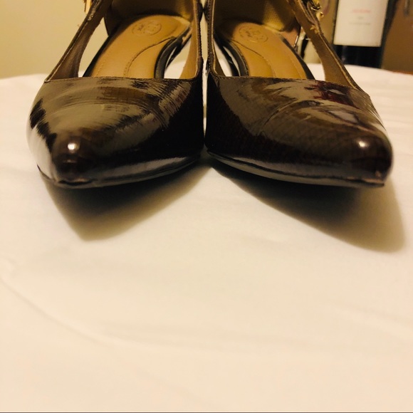 Circa Joan David Luxe Series Heels - Picture 5 of 6